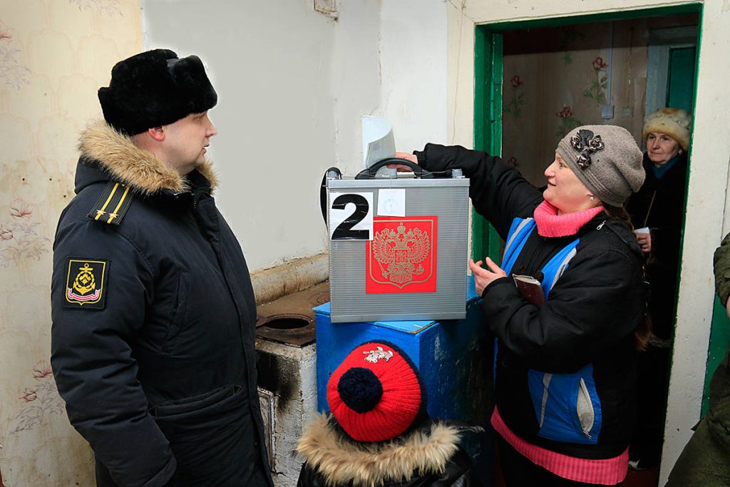 Les soldats russes pourront voter - Vote of Russian soldiers - российские солдаты смогут голосовать